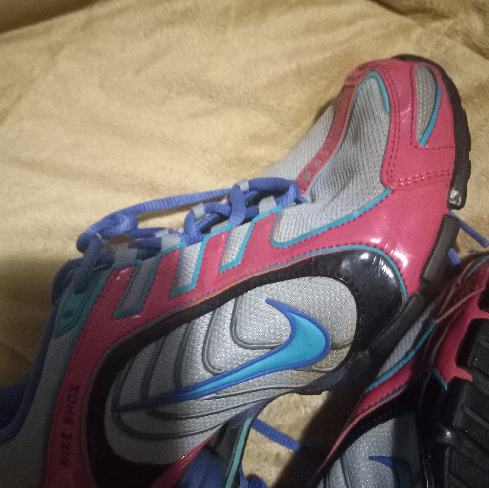 Rare Nike Navian shox - Picture 2 of 4